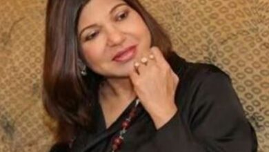 Photo of खतरनाक बीमारी का शिकार हुईं सिंगर Alka Yagnik