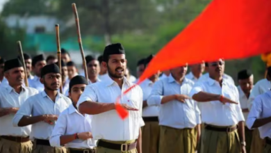 Photo of अब RSS के कार्यक्रमों में शामिल हो सकेंगे सरकारी कर्मचारी, मोदी सरकार ने पलटा 58 साल पुराना आदेश!