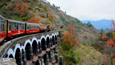 Photo of धरती पर ही जन्नत की सैर कराता है Kalka Shimla Railway